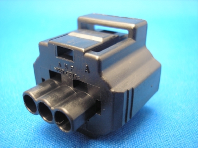 SSC-03A 3 Way Connector (A)