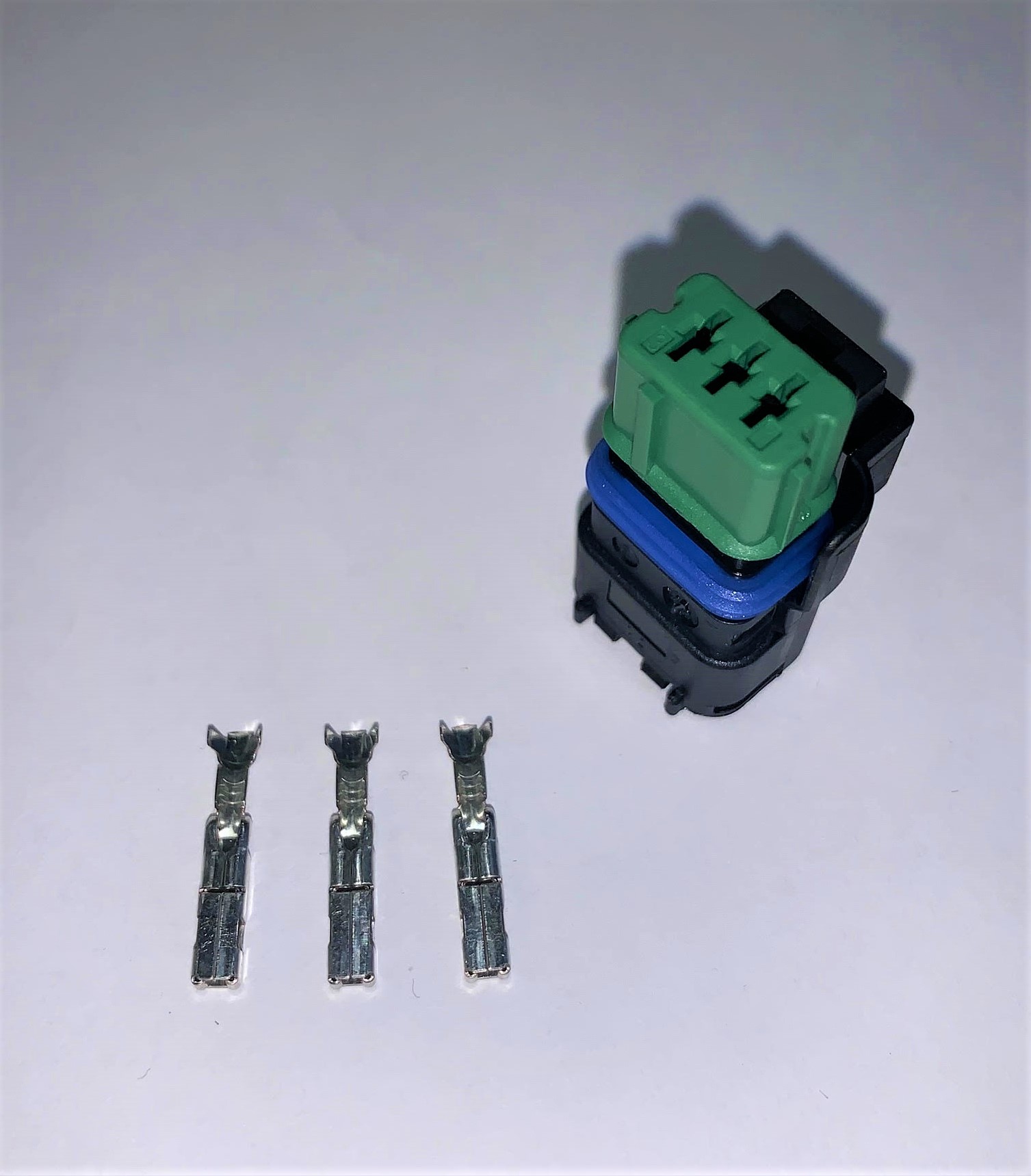 CON-393G 3 Way Green Sicma Female Connector