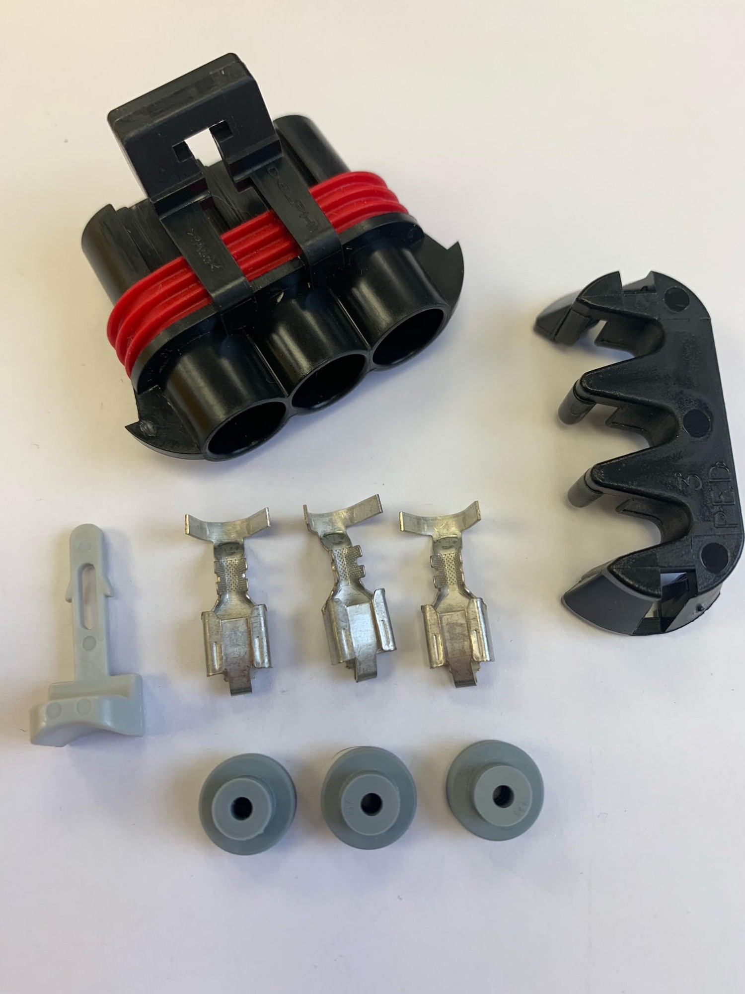 CON-948 3 Way 630 Series Delphi Female Connector kit