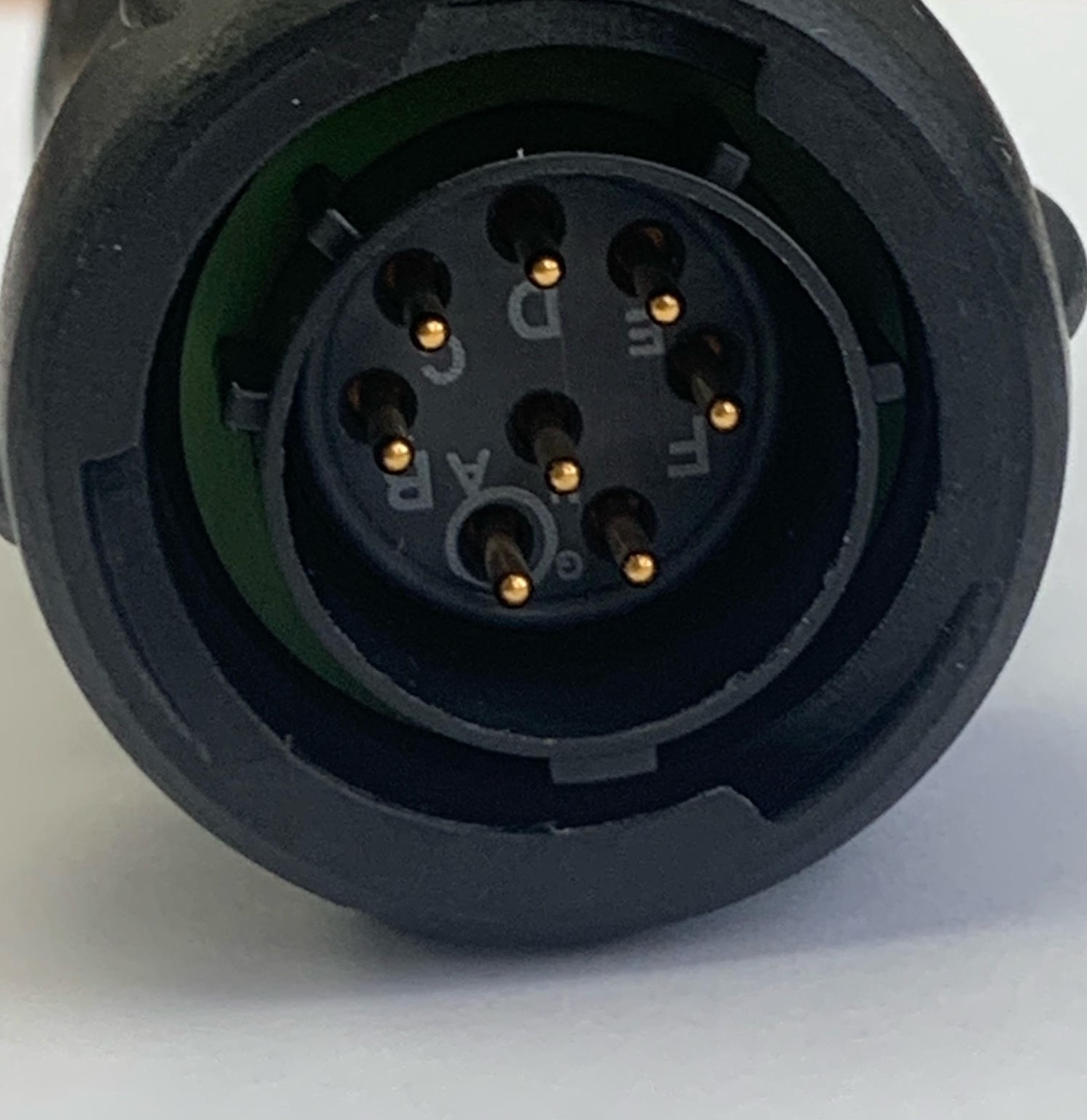 CON-580 8 Way Cable Plug with Solder Male Pin Gold Terminals