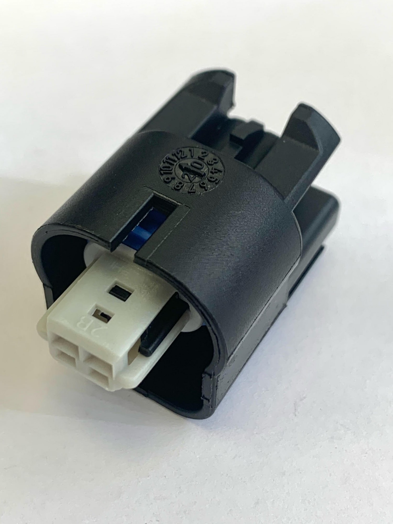 CON-724 Delphi 2 Way GT150 Series Sealed Female Connector