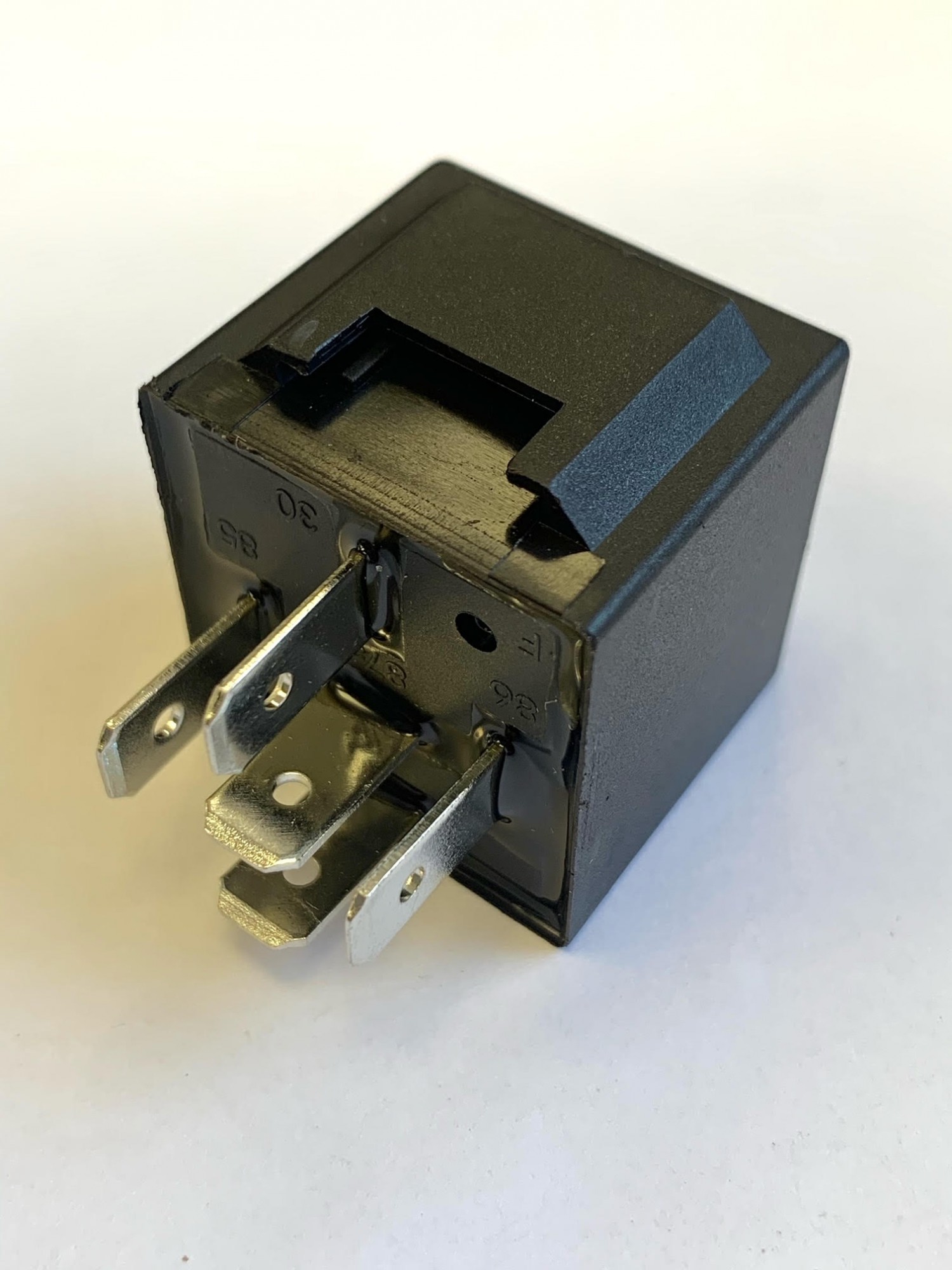 REL-941 Relay Mini Change Over 30/40A 12V
