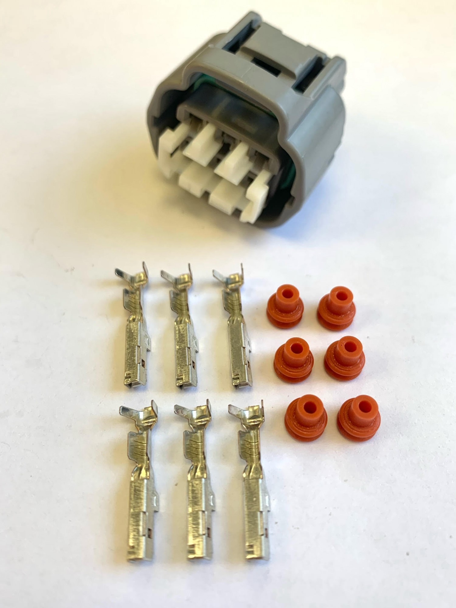 CON-757 Yazaki 2.3 (090) 6 Way Female Connector