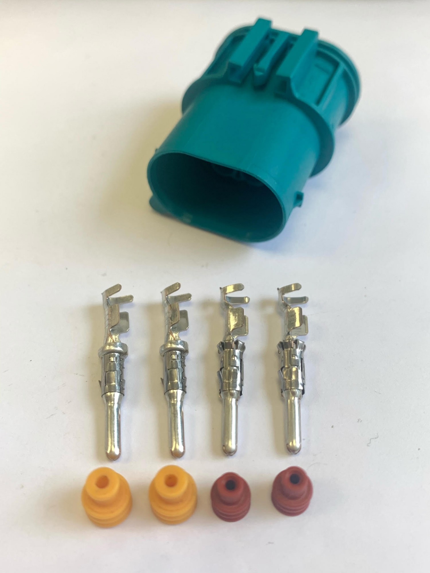 CON-760 4 Way Green BMW/ Landrover Connector