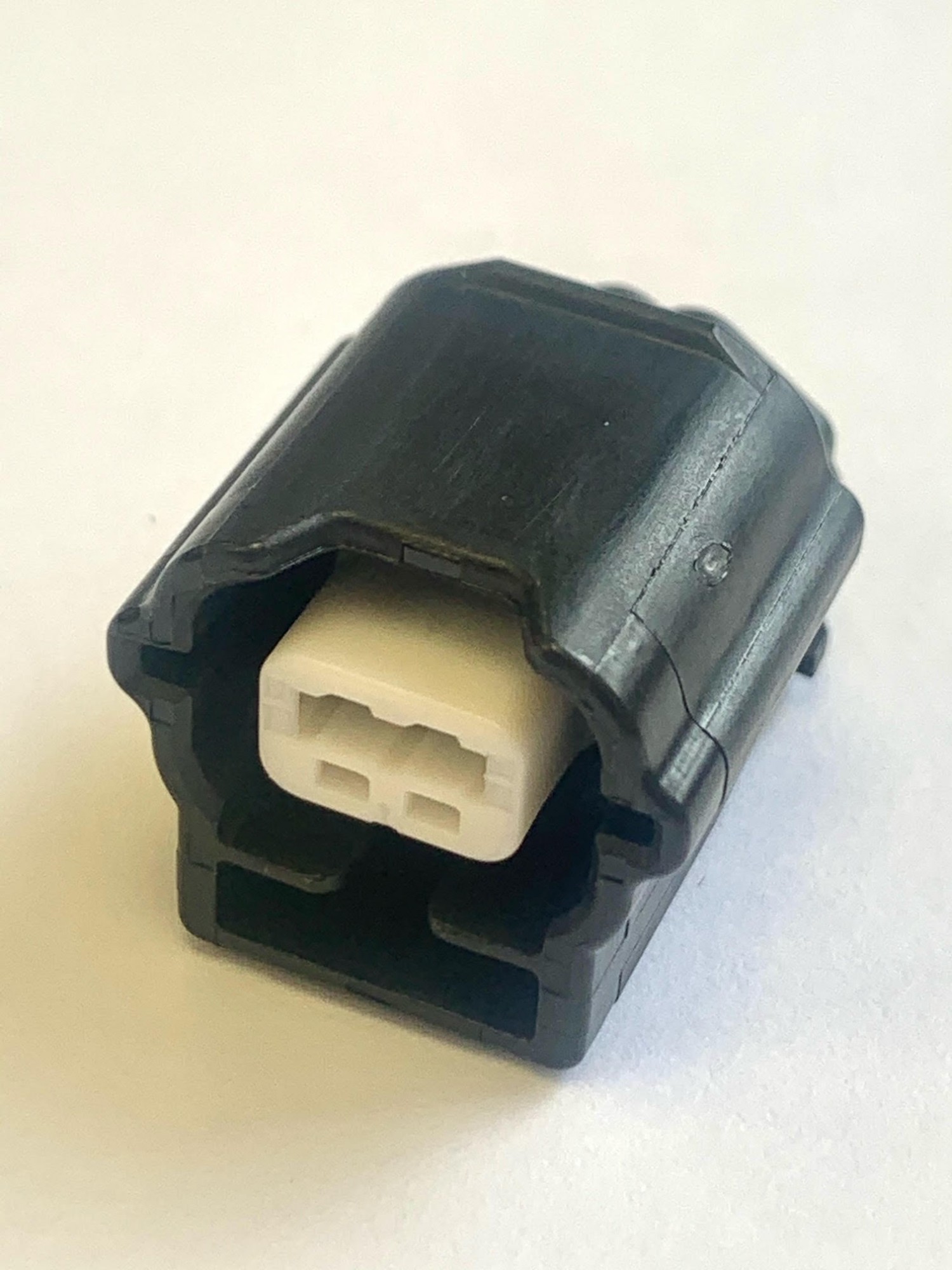 CON-772 2 Way Yazaki Female Connector