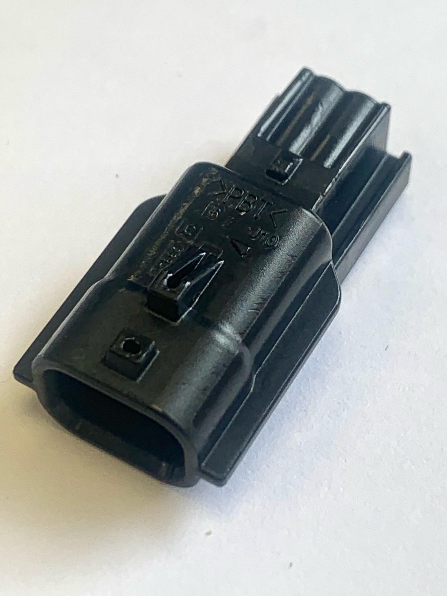 CON-773 2 Way Yazaki Male Connector