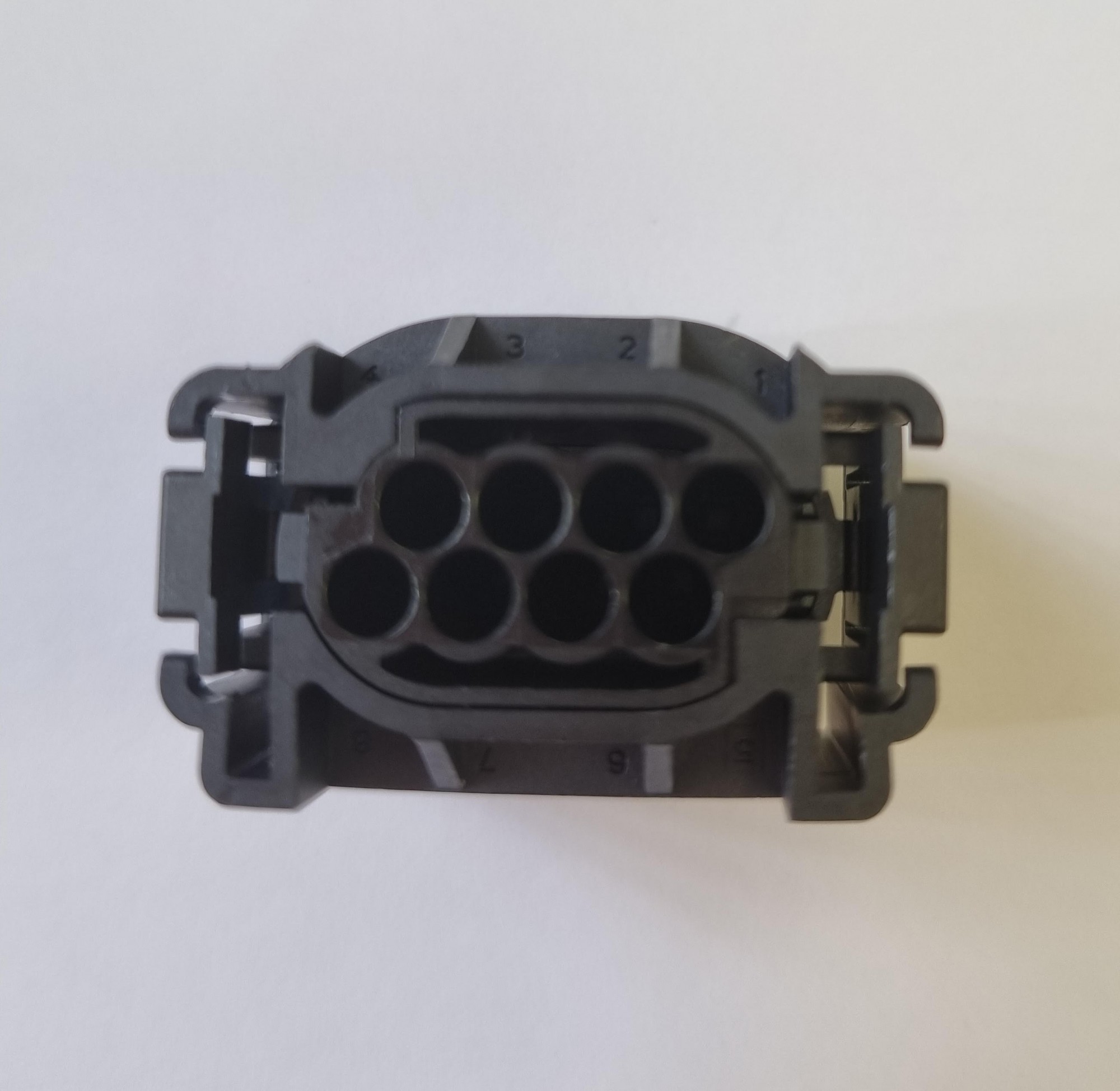 CON-385C 8 Way MQS Female Connector