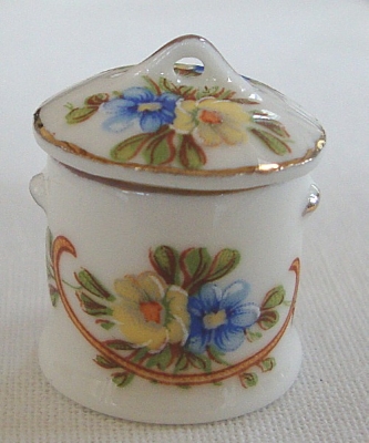 Edwina -20mm Biscuit Barrel                                                                                                                                                                                                                                    