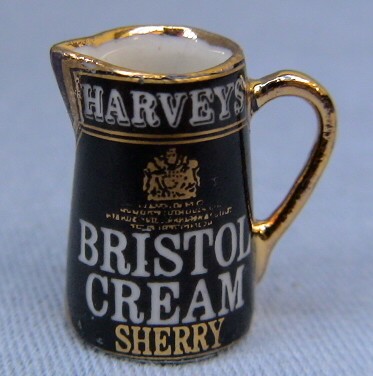 Harvey's Bristol Cream - 19mm Pub Jug                                                                                                                                                                                                                          