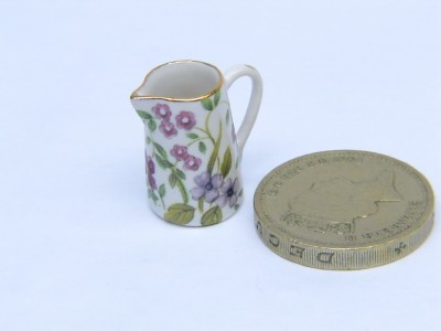 Pink And Mauve Flowers -19mm Jug (3/4