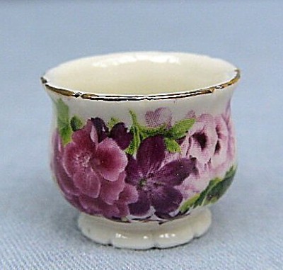 Plant Pot - Geraniums                                                                                                                                                                                                                                          