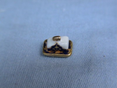 Cheese Dish - Blue And Gold Border                                                                                                                                                                                                                             