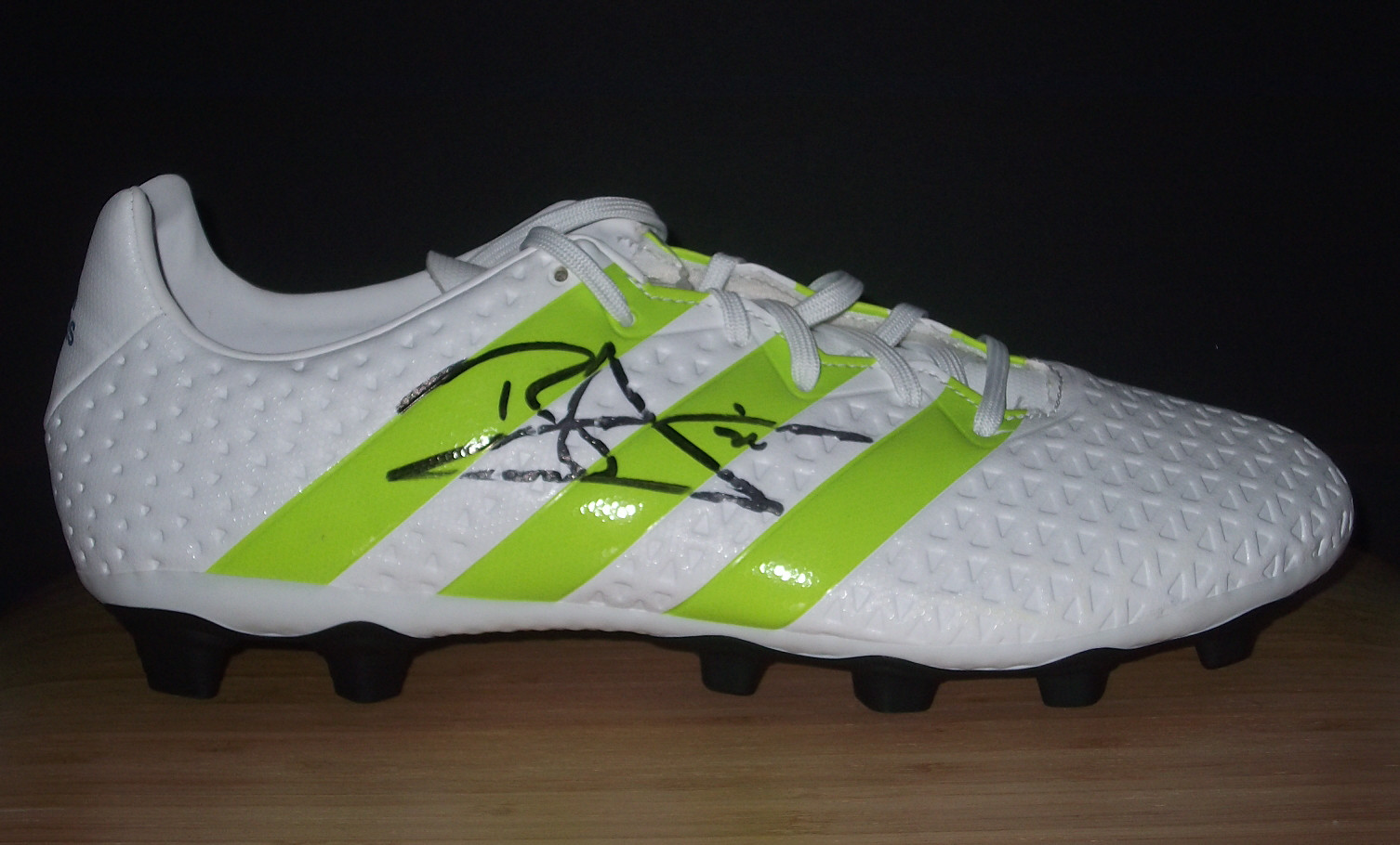 Dele Alli Tottenham Hotspur & England Signed Football Boot