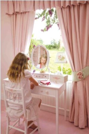 Girls flower fairy bedroom
