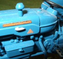 Pair of waterslide decals for FORDSON Super Major based kits.