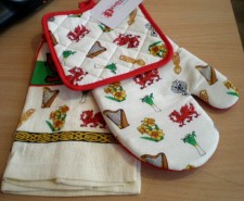 welsh teatowel and oven glove