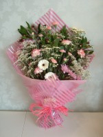 Traditional Flat Bouquet