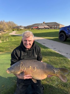 41lb 8oz carp Barston Lake