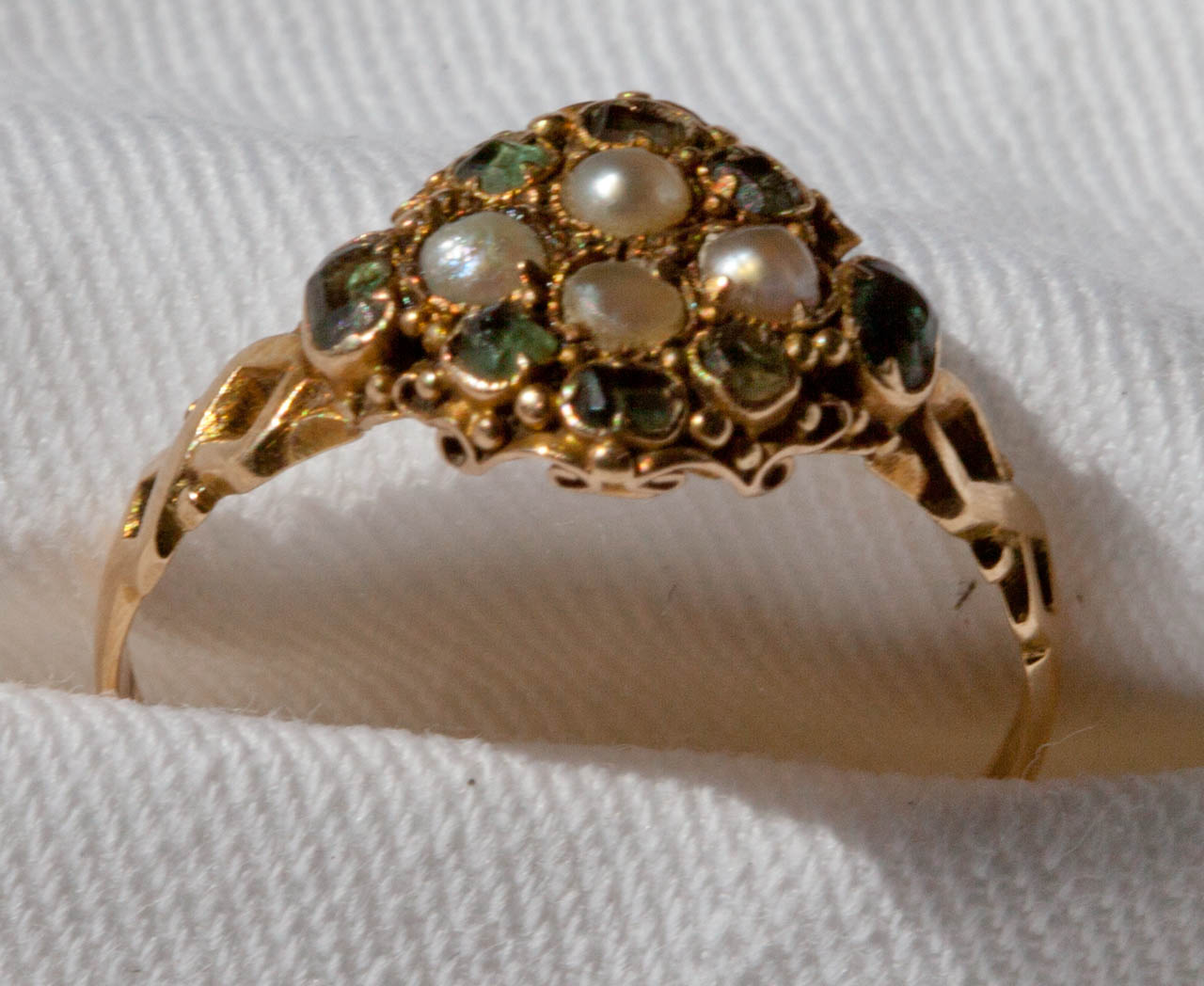 Ring 18ct tourmaline and pearl