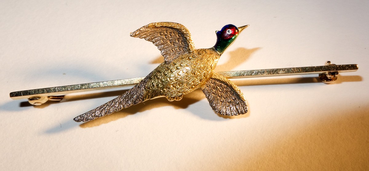 Brooch 18 CT gold Enamel Pheasant Victorian
