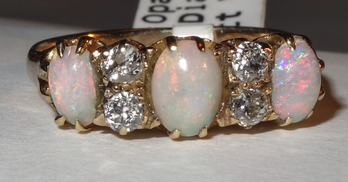 Ring Antique 9 Ct Gold 3-opal and 4-diamond
