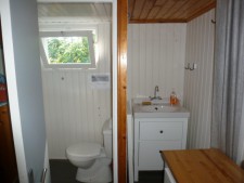 washroom & sep wc
