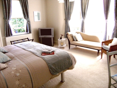 Premier Bedroom at Newark Guest House