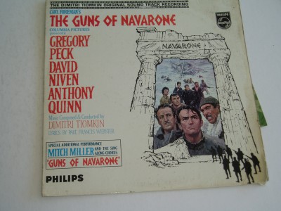 GUNS OF NAVARONE    three autographs on record   NIVEN  & QUINN & PECK