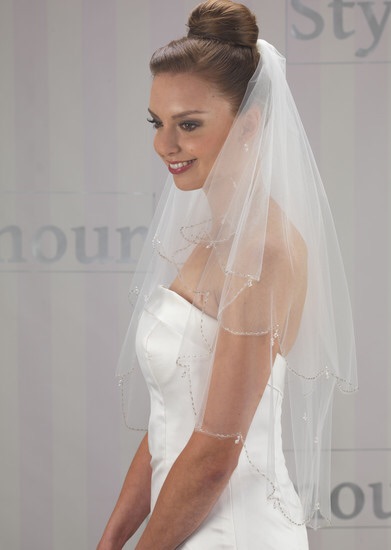 Linzi Jay LA910 white veil