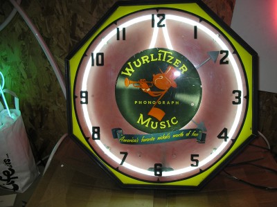 1940's neon clock