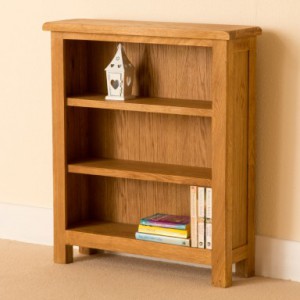 Erne Lite low oak bookcase
