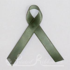 OLIVEGREENPLARIBPIN Pack of 10 OLIVE GREEN Plain d/f Satin Awareness ribbons with pin attached