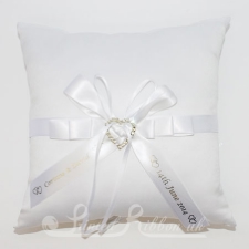 PWRCHEARTWHTE Personalised Wedding Heart Ring Cushion - White