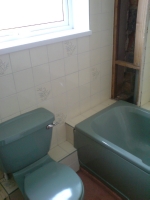 St Neots: old style bathroom