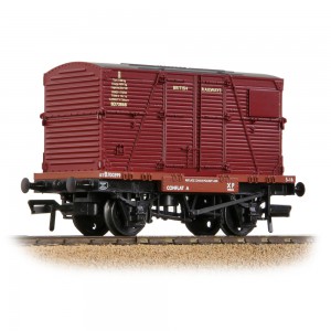 Conflat Wagon BR Bauxite (early) with BR Crimson BD Container