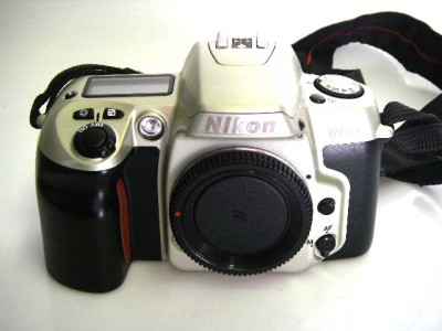 NIKON F60 CAMERA BODY***