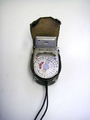 AVIGO M-3 LIGHT METER***
