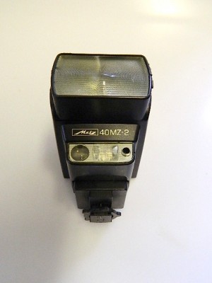 METZ 40MZ-2 FLASH**