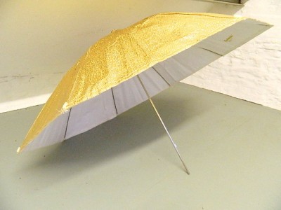 COURTNEY 45inch WHITE/GOLD REVERSABLE BROLLY***