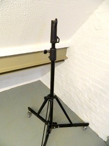 JINEBI HEAVY DUTY LIGHTING STAND WITH CASTERS***