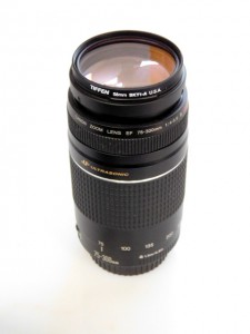CANON EF 75-300mm f4-5.6 USM LENS***