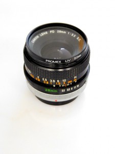CANON FD 28mm f3.5 LENS***