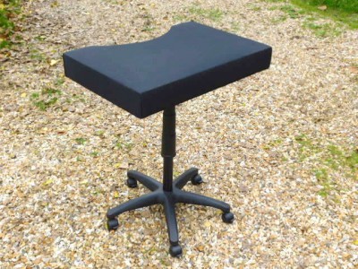 STUDIO PORTRAIT TABLE***