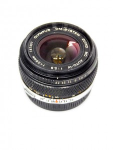 OLYMPUS ZUIKO 28mm f2.8 LENS**