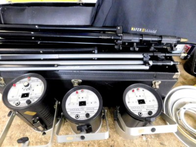 BOWENS FLASH LIGHTING KIT**