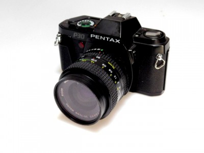 PENTAX P30+RIKENON 35-70 f3./4.5 LENS***