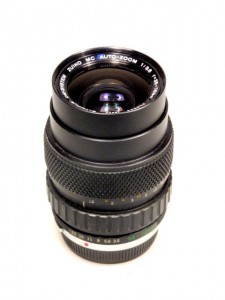OLYMPUS ZUIKO 35-70mm f3.6 LENS***