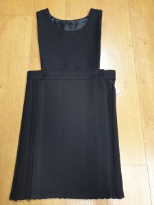 BLACK BIB AND PLEAT PINAFORE
