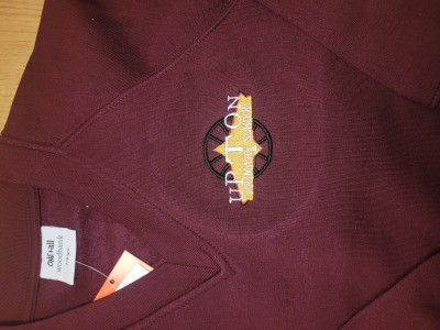 UPTON PRIMARY school v-neck sweat shirt