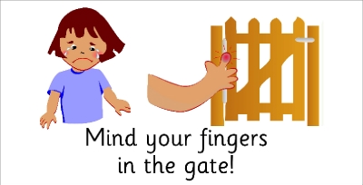 SAFETY SIGN - MIND YOUR FINGERS IN THE GATE